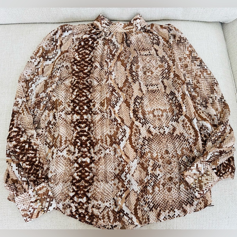 H&M Brand New Long Sleeve Brown Snake Print Blouse Size 4